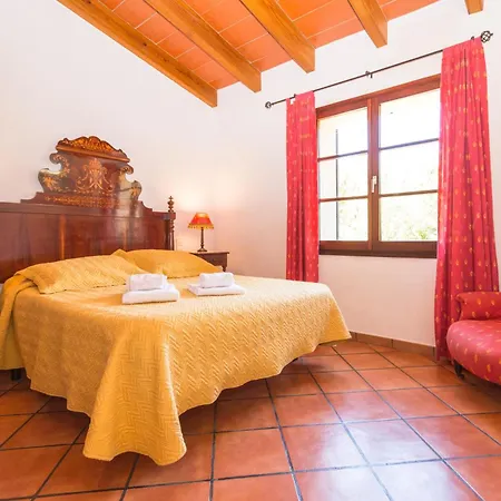 Jardi Villa *